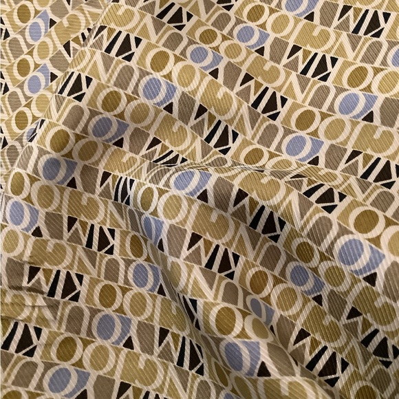 Kim Young Joo Scarf - Picture 3 of 5